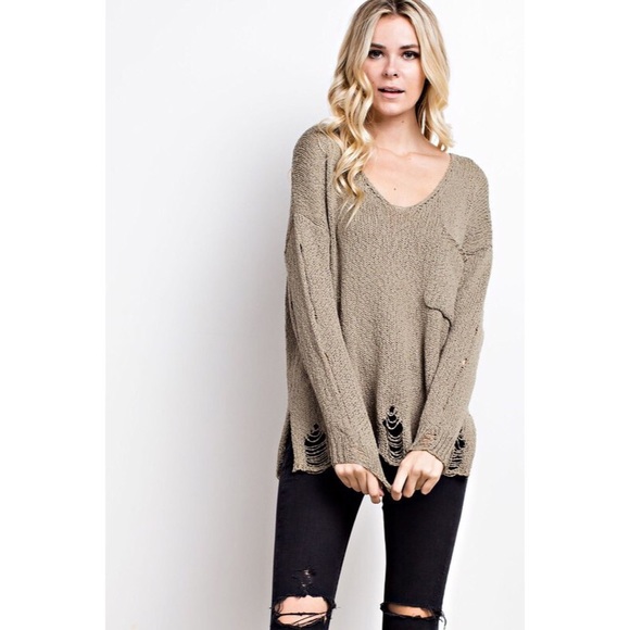 >>LAST<< Nilla Destroyed Lightweight Sweater - Picture 2 of 5